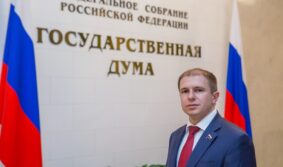 Правоохранители возбудили дело о мошенничестве в муниципалитете Петербурга после запроса депутата Романова