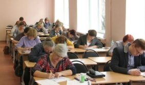 Учителям из столицы предложено сдать пять ЕГЭ на 5