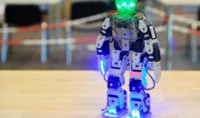На робототехнической олимпиаде столичные школьники выиграли три золотые медали