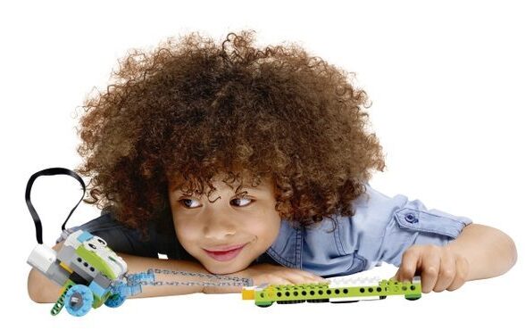 Серию мастер-классов «Увлекательный мир WeDo 2.0» проведет в Зарядье LEGO EDUCATION
