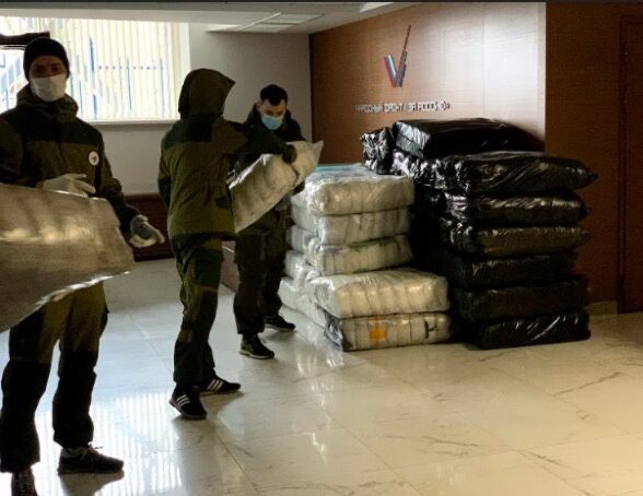 К Всероссийской акции #МыВместе ОНФ присоединились сотрудники «Ника-Петротэк», передав 120 тысяч медицинских масок