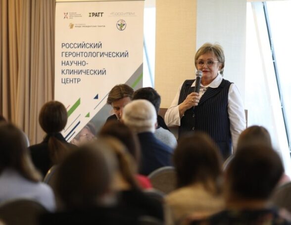 Федеральные эксперты и кировские врачи обсудили перспективы развития наставничества в первичном звене здравоохранения