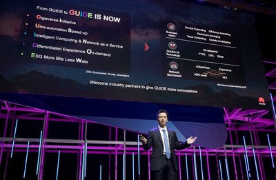 Мнением о будущей эволюции сетей поделился представитель Huawei Пэн Сон
