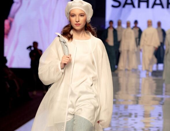 Восемь показов благопристойной моды Modest Fashion Day организовали в Казани